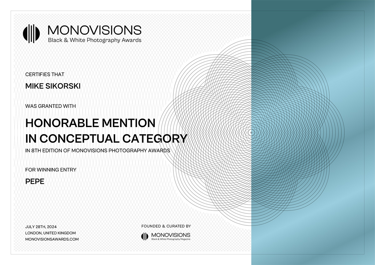 Honorable Mention in Monovisions Photography Award 2023.